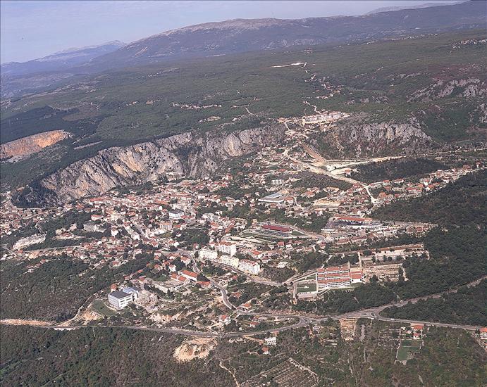 A033.jpg