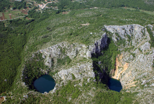 A071.jpg